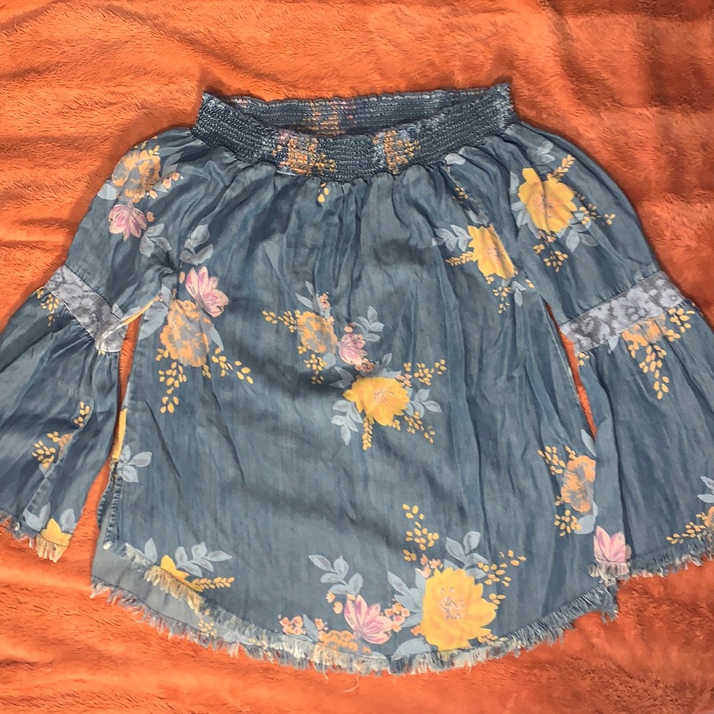 Billy T Gypsy Boho Flowy Floral Top w/fringe bottom - off shoulder Denim color